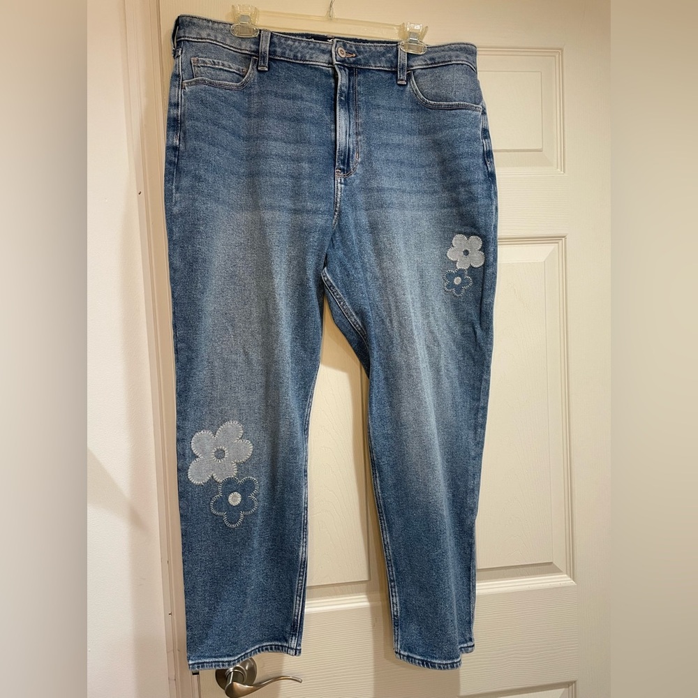 Floral Embroidered Blue Jeans